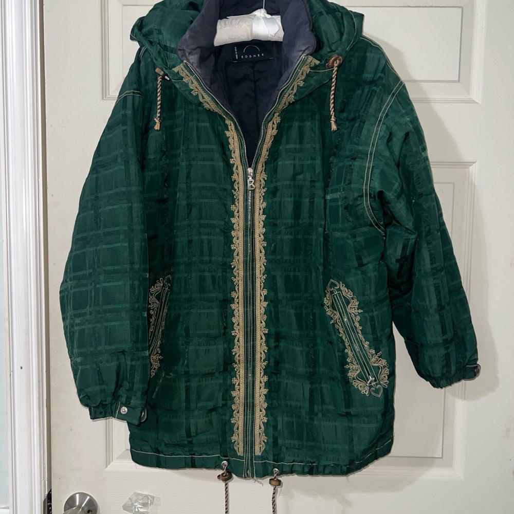Vintage Bogner men’s Green Ski Jacket with Gold Accents